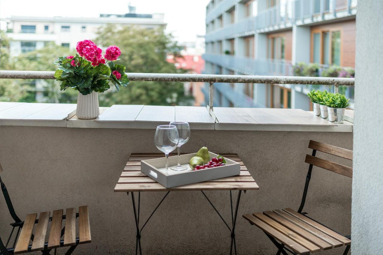 Poznanska Serviced Apartments Warsaw Exterior photo